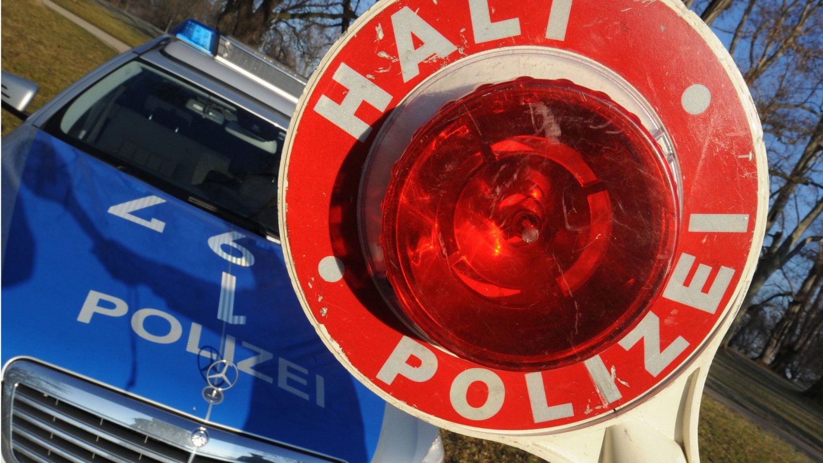 Polizeiauto mit Stern? Gibt es weiterhin in Baden-Württemberg, andere Marken ziehen bei der aktuellen Neubeschaffung aber vorbei.Foto: dpa/Franziska Kraufmann