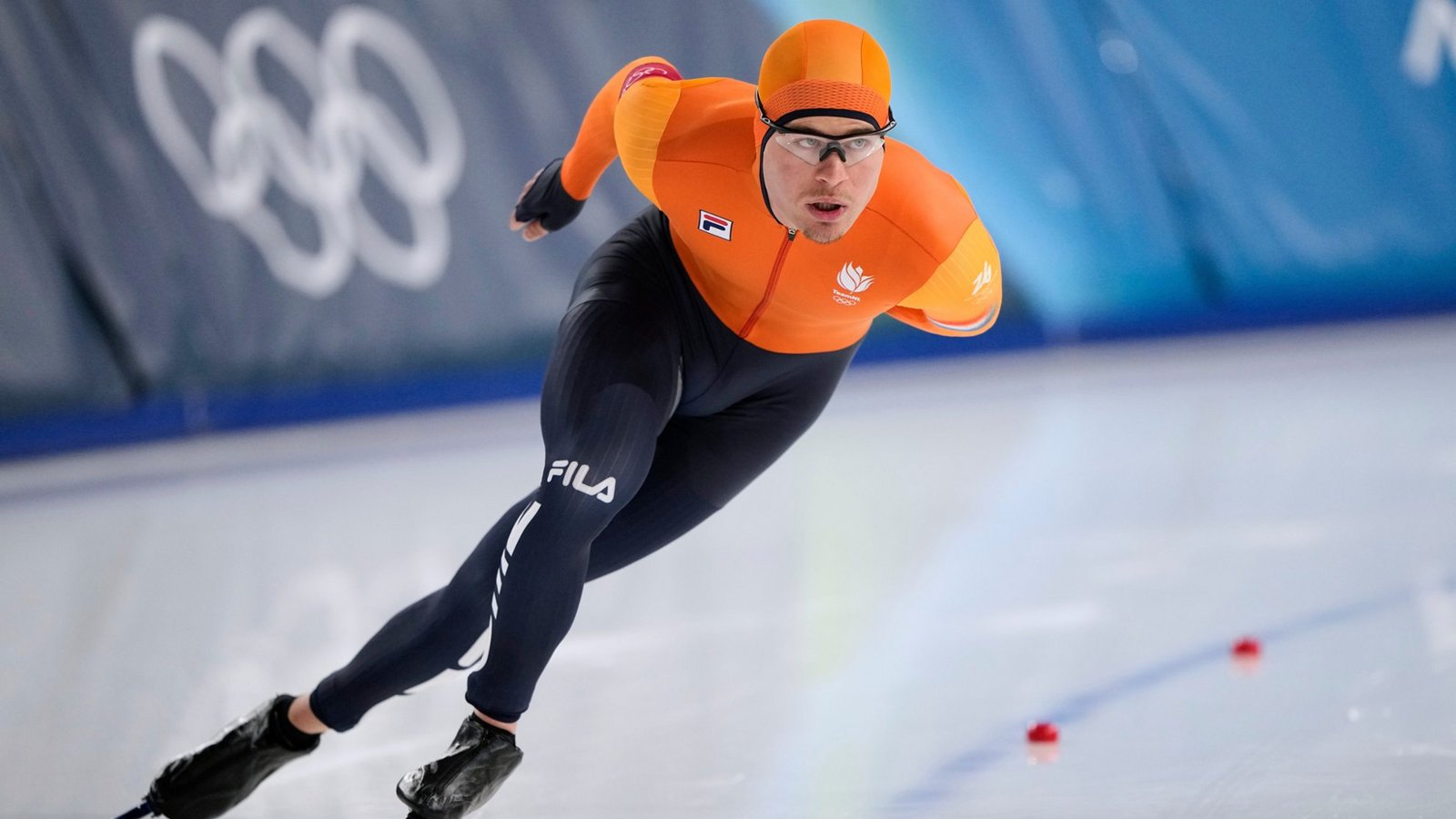 Der Vater von Eisschnellläufer Joep Wennemars sorgte bei den Olympischen Winterspielen 2026 für einen kuriosen Moment.Foto: picture alliance/dpa/AP | Ben Curtis Der Vater von Eisschnellläufer Joep Wennemars sorgte bei den Olympischen Winterspielen 2026 für einen kuriosen Moment.Foto: picture alliance/dpa/AP | Ben Curtis