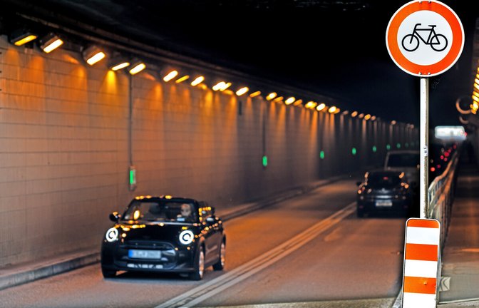 Wie es mit dem Radverkehr im Flughafentunnel weitergehen soll, ist umstritten.<span class='image-autor'>Foto: &nbsp;</span>