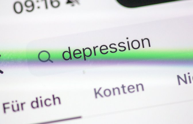 Viele Menschen suchen im Internet nach Gesundheitsangaben. (Symbolbild)<span class='image-autor'>Foto: Fernando Gutierrez-Juarez/dpa</span>