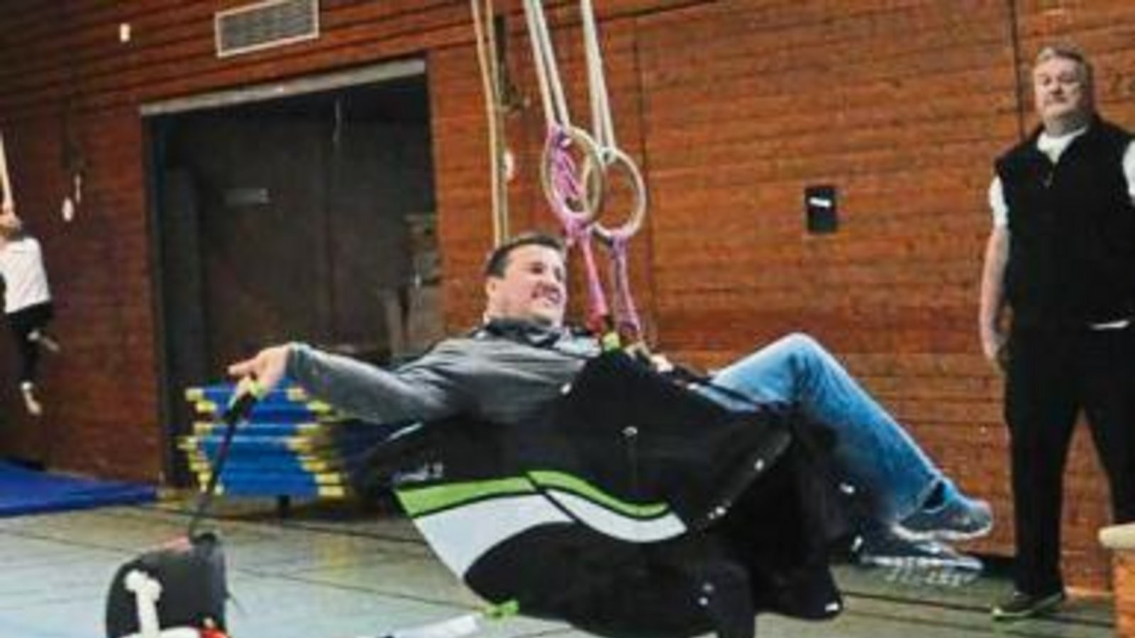 In der Kirbachtalhalle wird der Ernstfall simuliert. Foto: p In der Kirbachtalhalle wird der Ernstfall simuliert. Foto: p