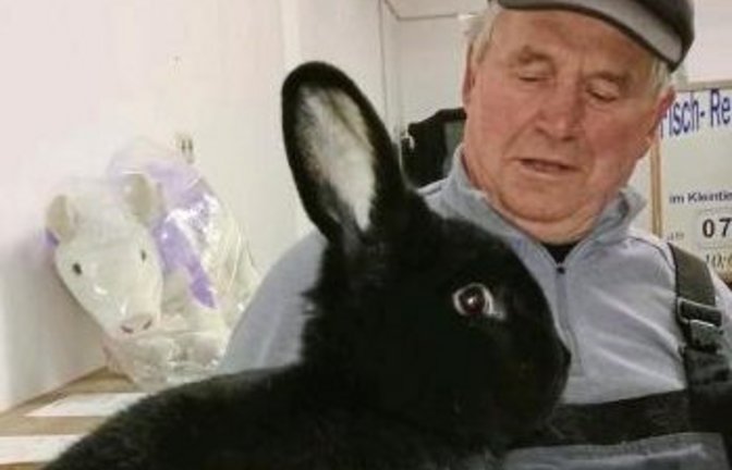 Kurt Essich mit seinen Wienern. Foto: p
