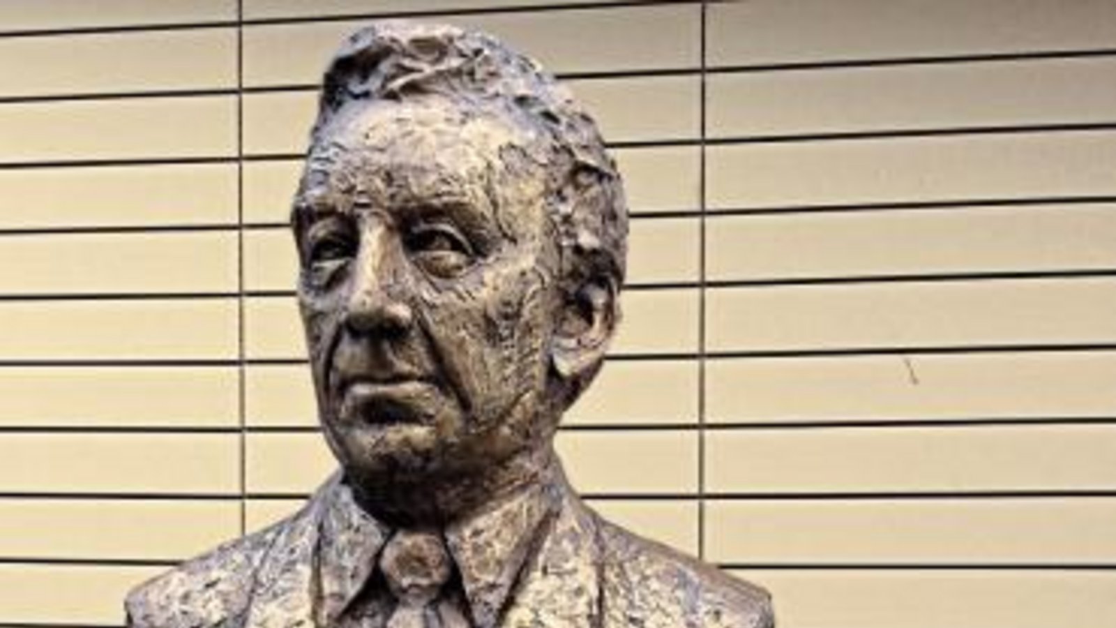 Die Büste von Gottlob Frick. Foto: p Die Büste von Gottlob Frick. Foto: p