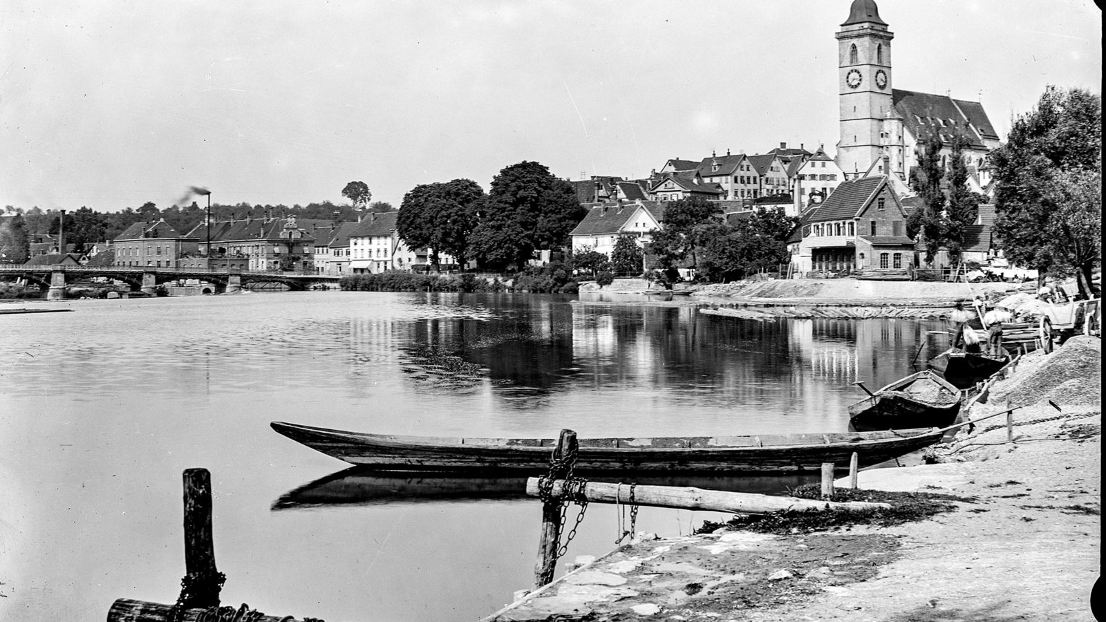 Im Jahr 1907 lagen noch Fischerboote am Nürtinger Neckarufer, . . .Foto: Haus der Geschichte/Gebrüder Metz Im Jahr 1907 lagen noch Fischerboote am Nürtinger Neckarufer, . . .Foto: Haus der Geschichte/Gebrüder Metz