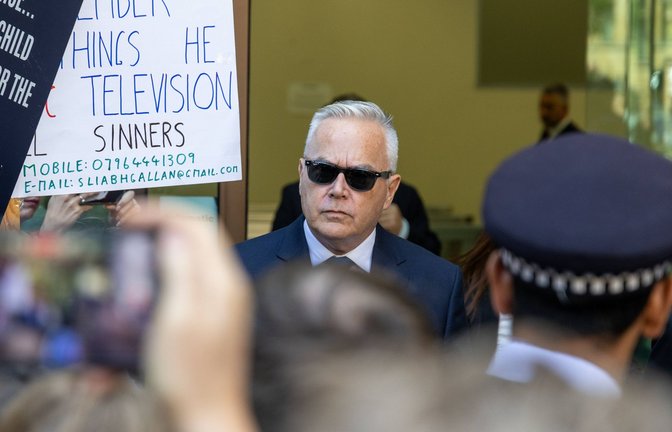 Huw Edwards, einst das seriöse Gesicht der BBC,  steht vor Gericht.<span class='image-autor'>Foto: imago//Phil Lewis</span>