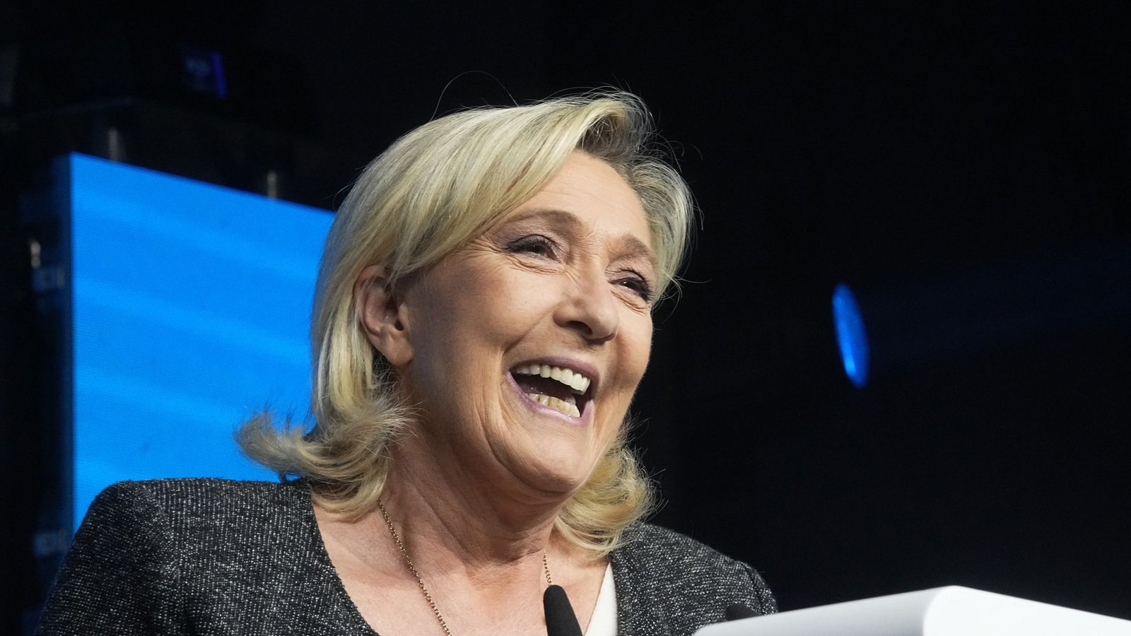 Noch hat Marine Le Pen nicht gut lachen.Foto: dpa/Michel Euler Noch hat Marine Le Pen nicht gut lachen.Foto: dpa/Michel Euler