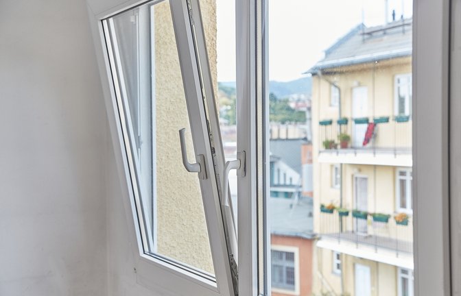 Reicht es, das Fenster nur zu kippen?<span class='image-autor'>Foto: Peter Gudella / shutterstock.com</span>