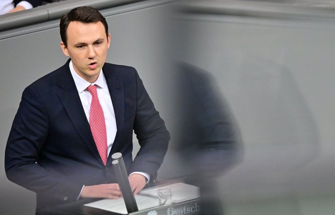 Drückt aufs Tempo bei der Abschaffung der abschlagsfreien Frührente für langjährig Versicherte: Pascal Reddig. (Archivbild)<span class='image-autor'>Foto: Sebastian Christoph Gollnow/dpa</span>