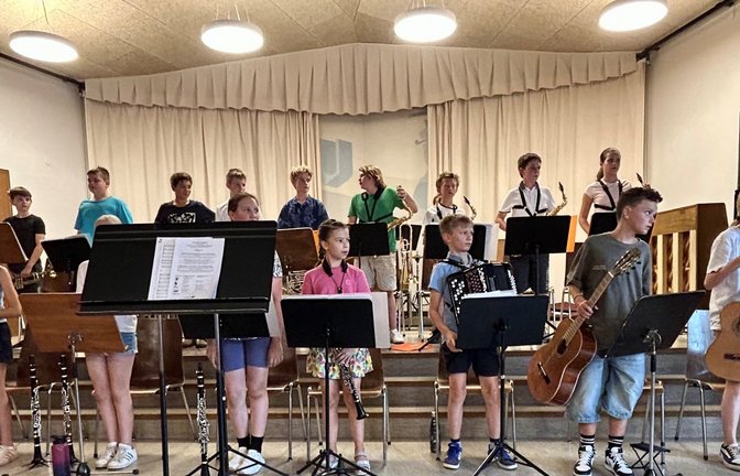 Hast du Töne: Das Orchester macht den Auftakt beim Unterstufenkonzert.