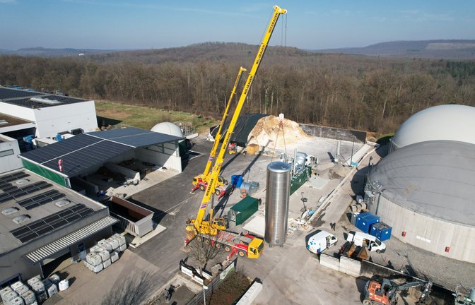 In Mühlacker angekommen: das Blockheizkraftwerk auf der Biomethan-Anlage. <span class='image-autor'>Foto: Stadtwerke</span>