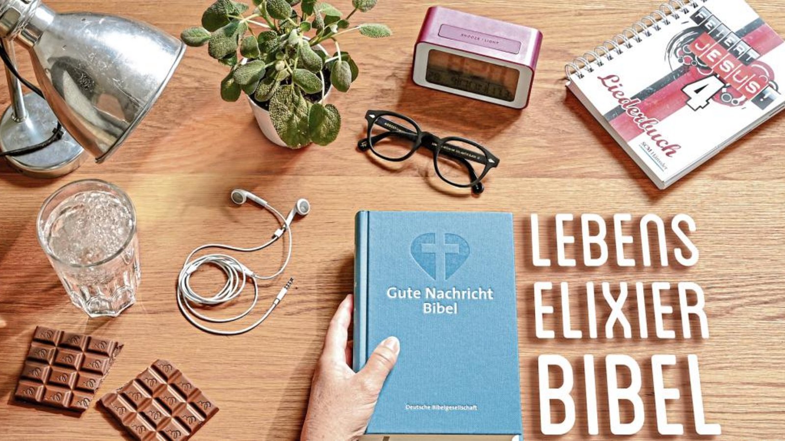 Teilnehmen kann man von daheim: Die meisten Veranstaltungen der Gebetswoche finden über eine Online-Plattform statt.  Foto: p