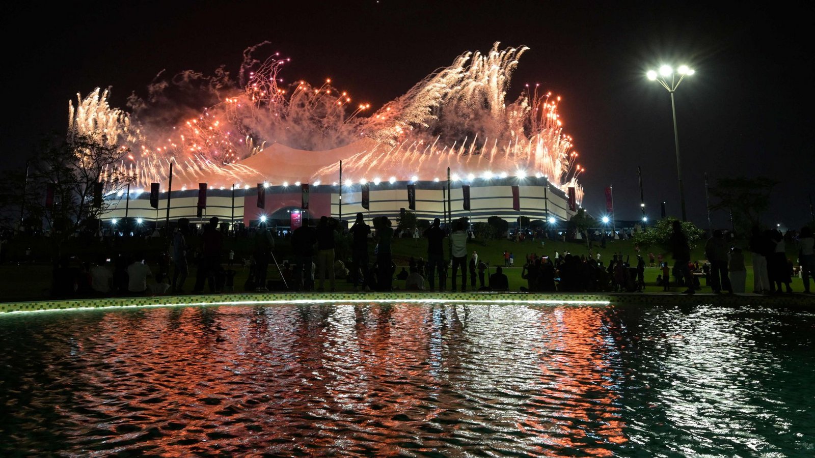 Die Fußball-WM 2022 in Katar ist eröffnet.Foto: AFP/JUAN MABROMATA