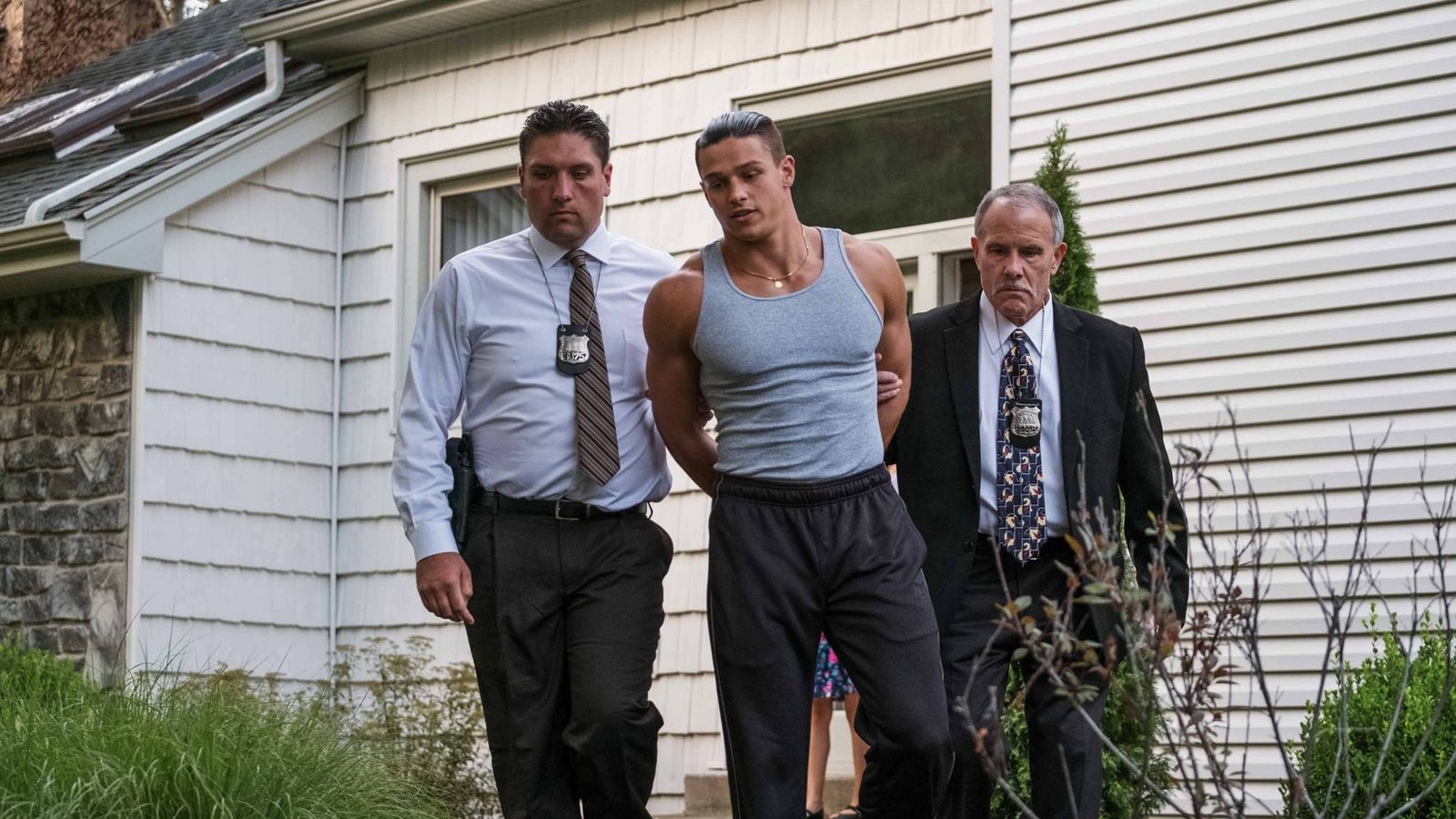 Im Film "Gotti" spielte Spencer Lofranco (Mitte) an der Seite von John Travolta.Foto: IMAGO / Capital Pictures