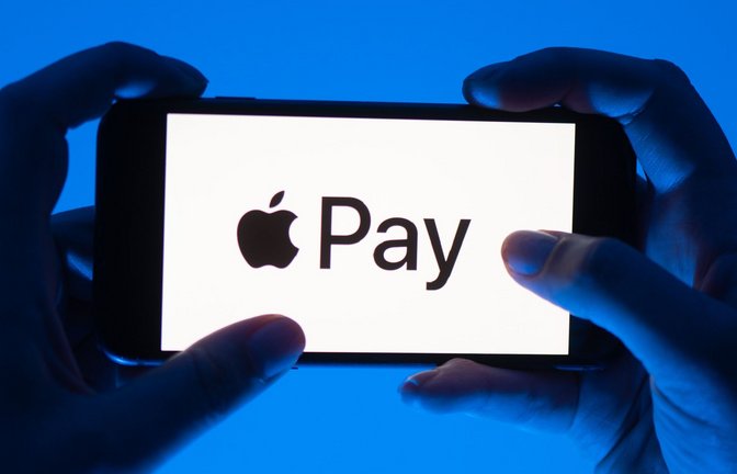 Apple macht im Streit um Apple Pay Zusagen. (Illustration)<span class='image-autor'>Foto: Sebastian Kahnert/dpa</span>