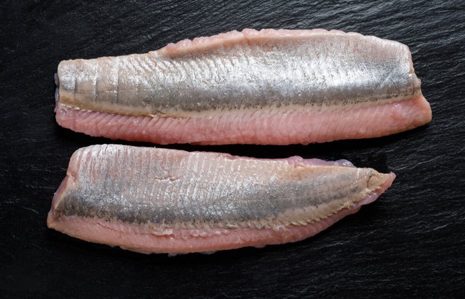 Hier erfahren Sie, wann man Matjes einfrieren kann und worauf man dabei achten muss.<span class='image-autor'>Foto: Z3000 / Shutterstock.com</span>