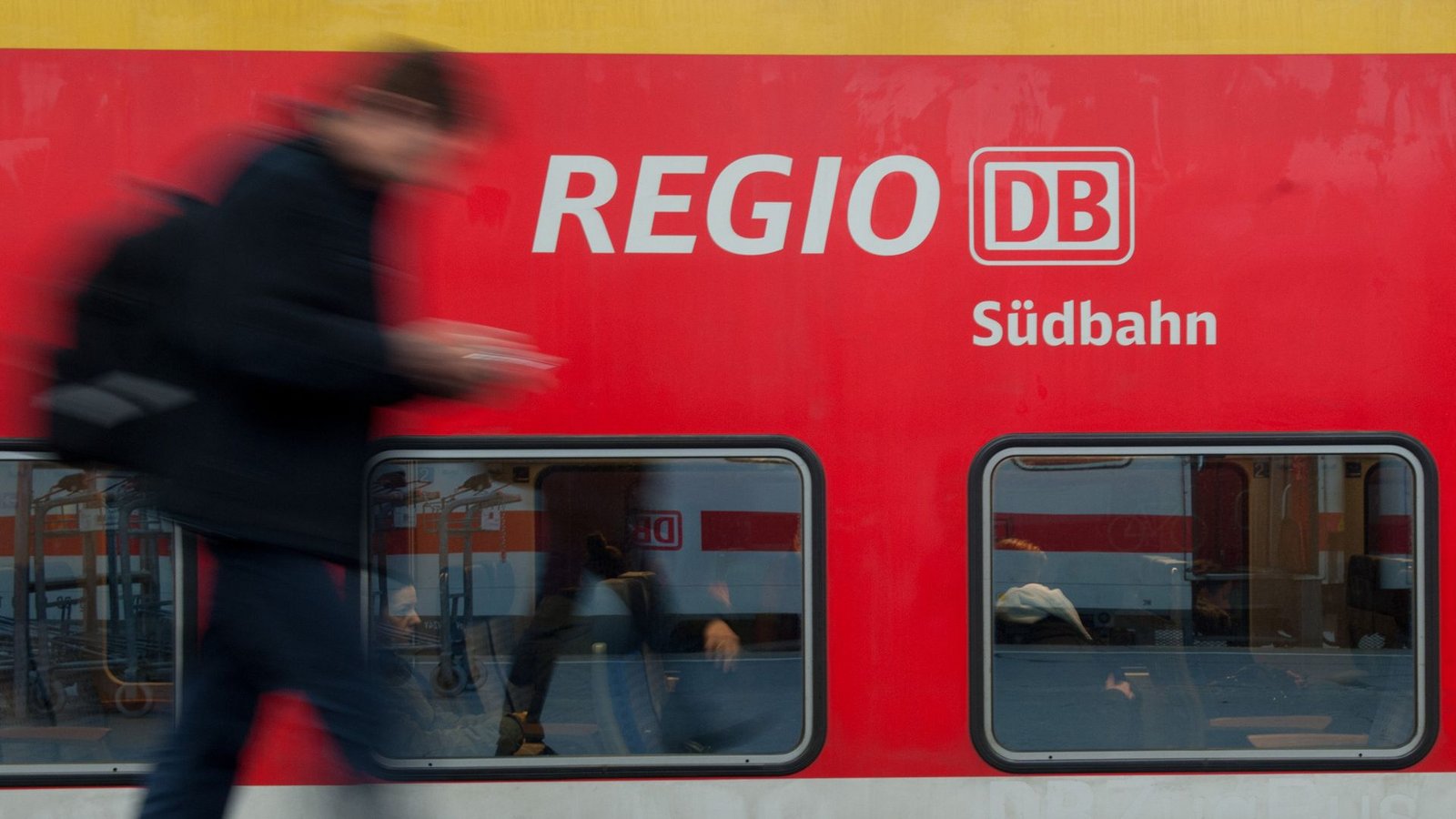 In baden-württembergischen Regionalbahnen kommt es immer wieder zu Defekten bei den Klimaanlagen. (Symbolbild)Foto: dpa/Marijan Murat In baden-württembergischen Regionalbahnen kommt es immer wieder zu Defekten bei den Klimaanlagen. (Symbolbild)Foto: dpa/Marijan Murat
