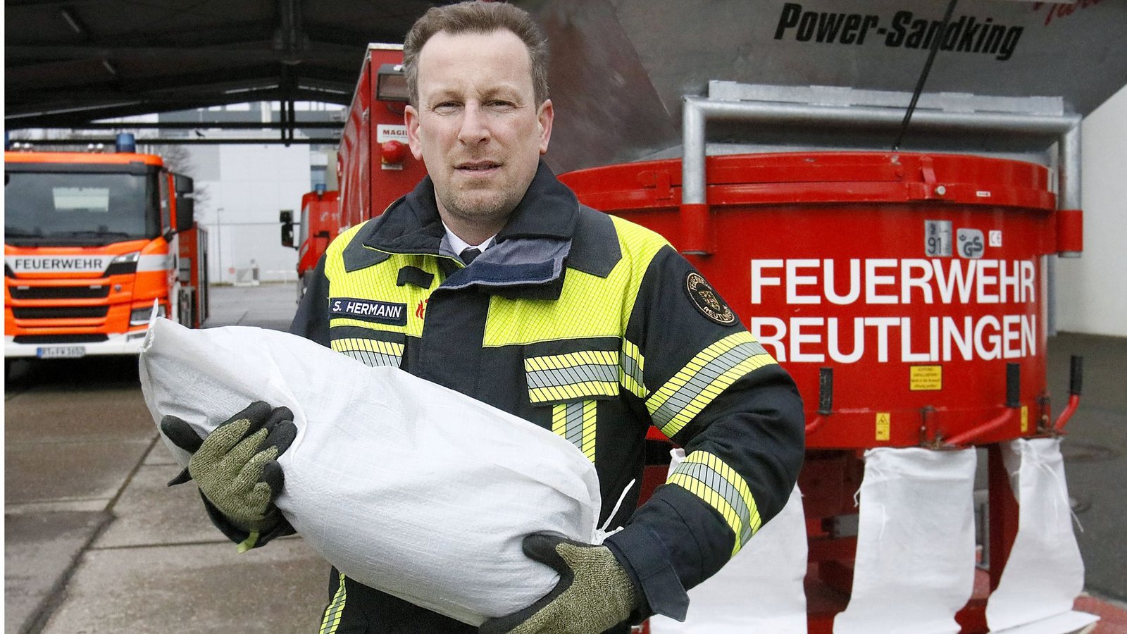 Feuerwehrkommandant Stefan Hermann sieht Reutlingen gut vorbereitet auf den Klimawandel.Foto: Horst Haas Feuerwehrkommandant Stefan Hermann sieht Reutlingen gut vorbereitet auf den Klimawandel.Foto: Horst Haas