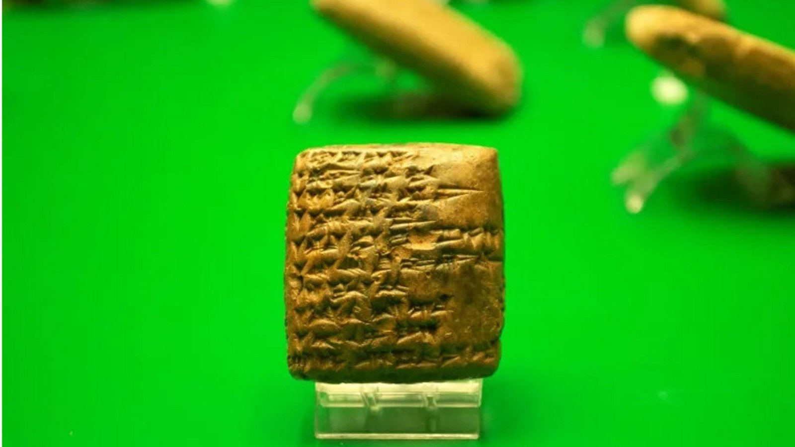 Kleine Tontafel mit Keilschriftzeichen aus dem antiken Mesopotamien.Foto: AFP/Hussein Kaleh Kleine Tontafel mit Keilschriftzeichen aus dem antiken Mesopotamien.Foto: AFP/Hussein Kaleh