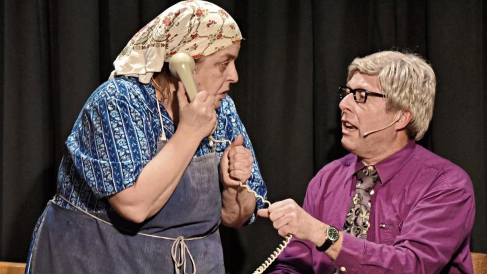 Geschichten, die das Leben schrieb und von der Alb ra, gibt es bei Lena und Mattheis.  Foto: p