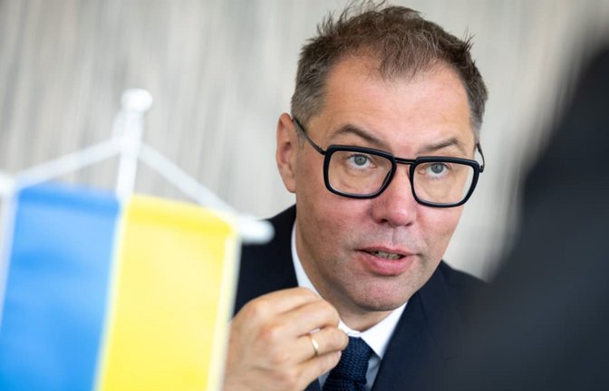 Oleksii Makeiev wirbt freundlich und diplomatisch im Ton, aber dennoch klar in der Sache für die ukrainischen Belange.<span class='image-autor'>Frank Eppler</span>