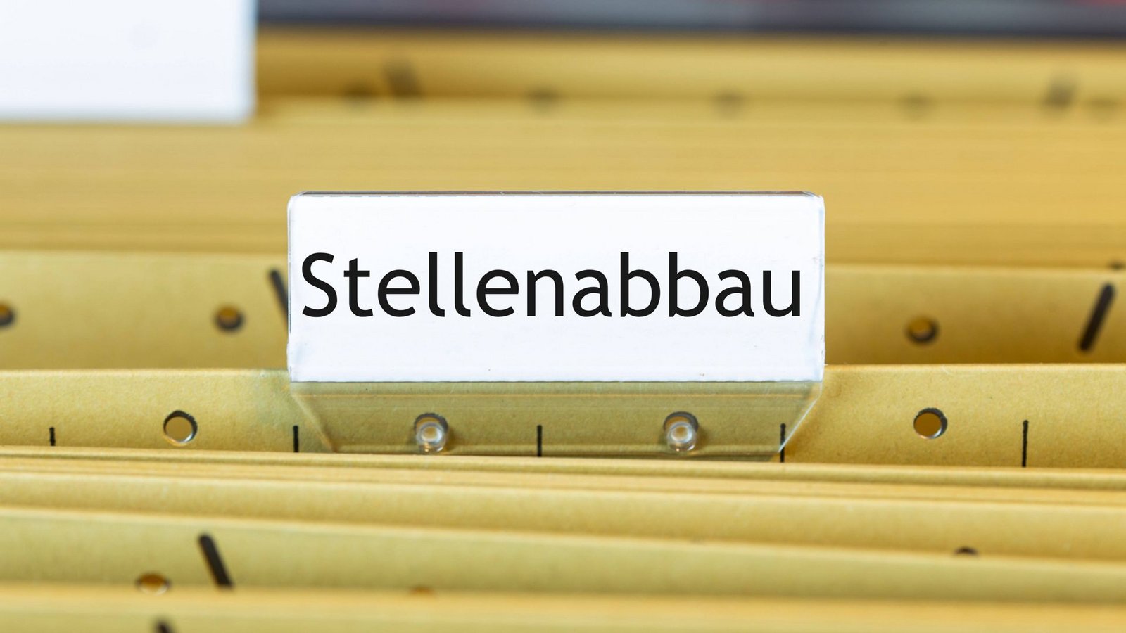 Der Vorstand hat der Belegschaft  die Hintergründe für den Stellenabbau erläutert (Symbolbild).Foto: IMAGO/Herrmann Agenturfotografie//Udo Herrmann