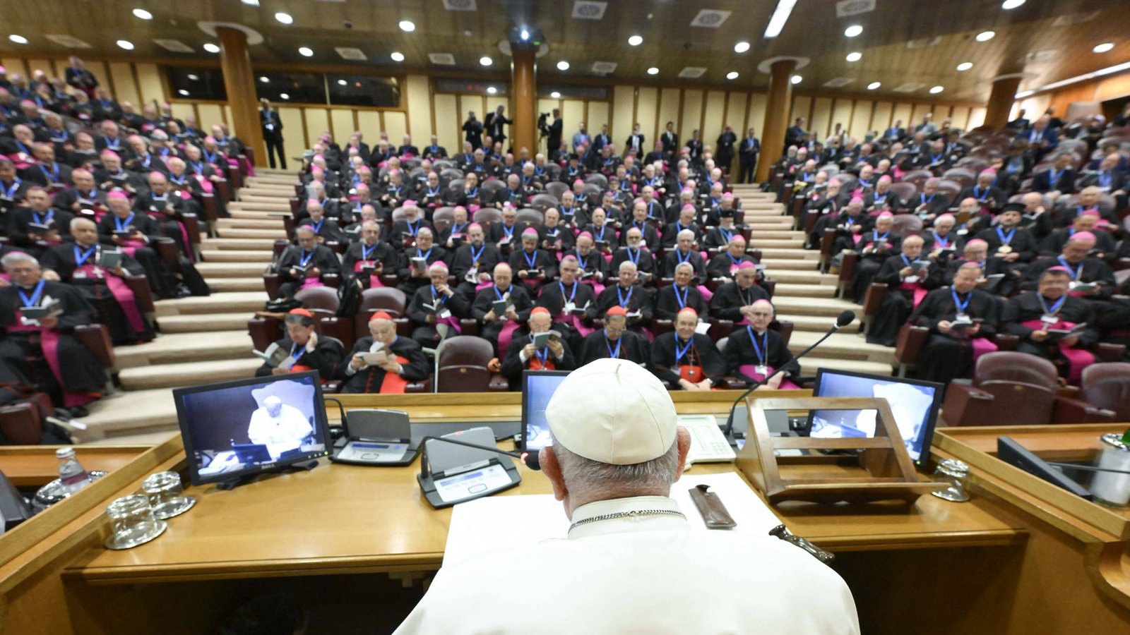 Am 20. Mai 2024 traf der Papst die italienischen Bischöfe im Vatikan. Dort sagte er dann auch den Satz: „C’è già troppa frociaggine “ – „Es gibt schon zu viel Schwuchtelei.“Foto: Imago/Abacapress Am 20. Mai 2024 traf der Papst die italienischen Bischöfe im Vatikan. Dort sagte er dann auch den Satz: „C’è già troppa frociaggine “ – „Es gibt schon zu viel Schwuchtelei.“Foto: Imago/Abacapress