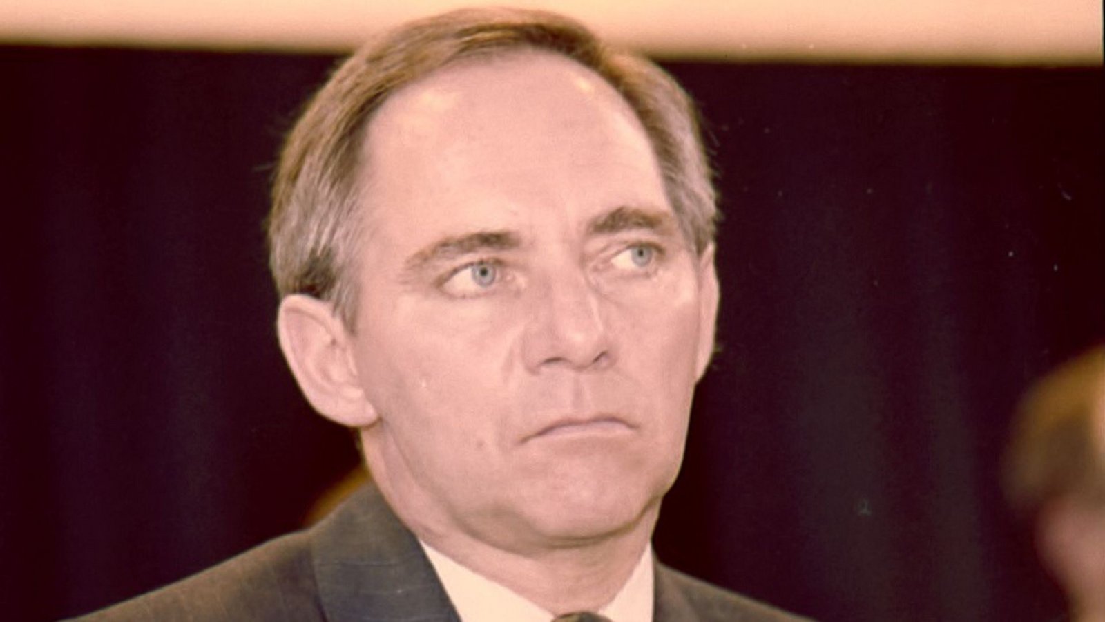 Zwei Jahre später:  Schäuble am 2. März 1991 beim CDU-Landesparteitag in Spaichingen.Foto: Hauptstaatsarchiv Stuttgart/Burghard Hüdig