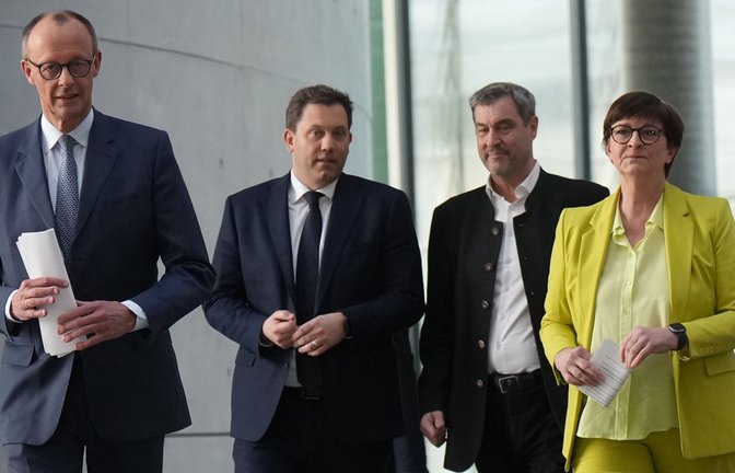 Friedrich Merz (CDU), Lars Klingbeil (SPD), Markus Söder, (CSU), und Saskia Esken (SPD) führten zuvor gemeinsam Sondierungsgespräche.<span class='image-autor'>Foto: dpa/Michael Kappeler</span>
