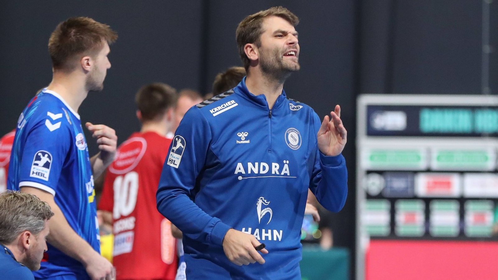 Die Anweisungen von TVB-Trainer Michael Schweikardt fruchteten auch in Hannover nicht.Foto: IMAGO/Jan Huebner/IMAGO/Franziska Gora