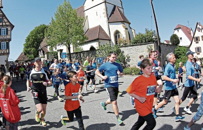 Sommerliches Wetter ist auch für diesen Sonntag vorhergesagt, wenn bei der Cyriakuskirche die 16. Illinger Läufe gestartet werden.  Foto: Küppers