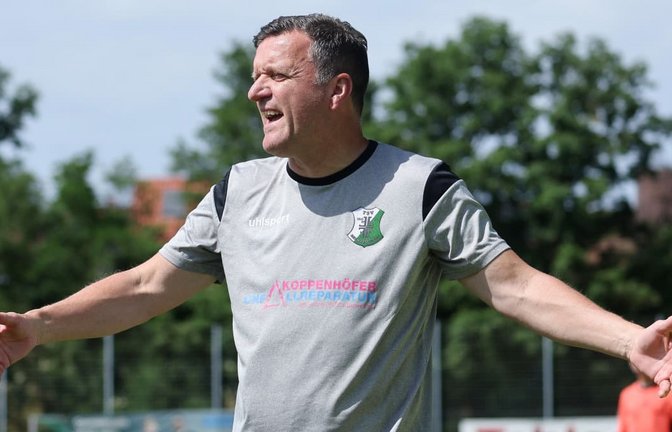 Andreas Broß sah seine Mannschaft spielerisch verbessert.<span class='image-autor'>Julia Rahn</span>