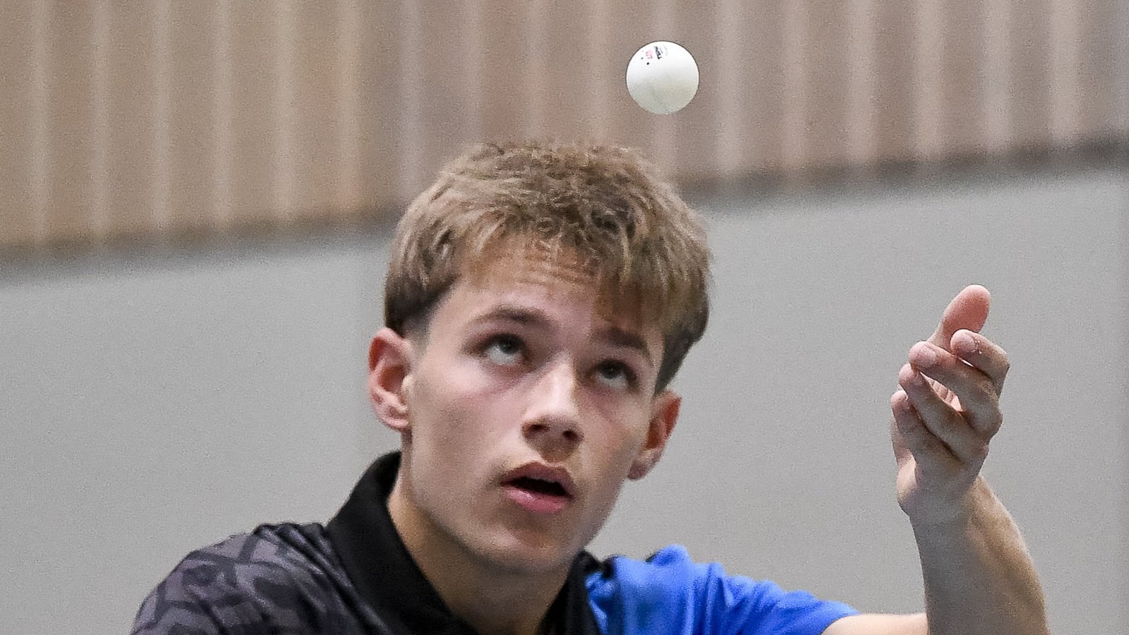 Höchst konzentriert geht Jannik Wenz für den TSV Kleinglattbach zu Werke und wird mit dem Derbysieg belohnt.  Archivfoto: Leitner