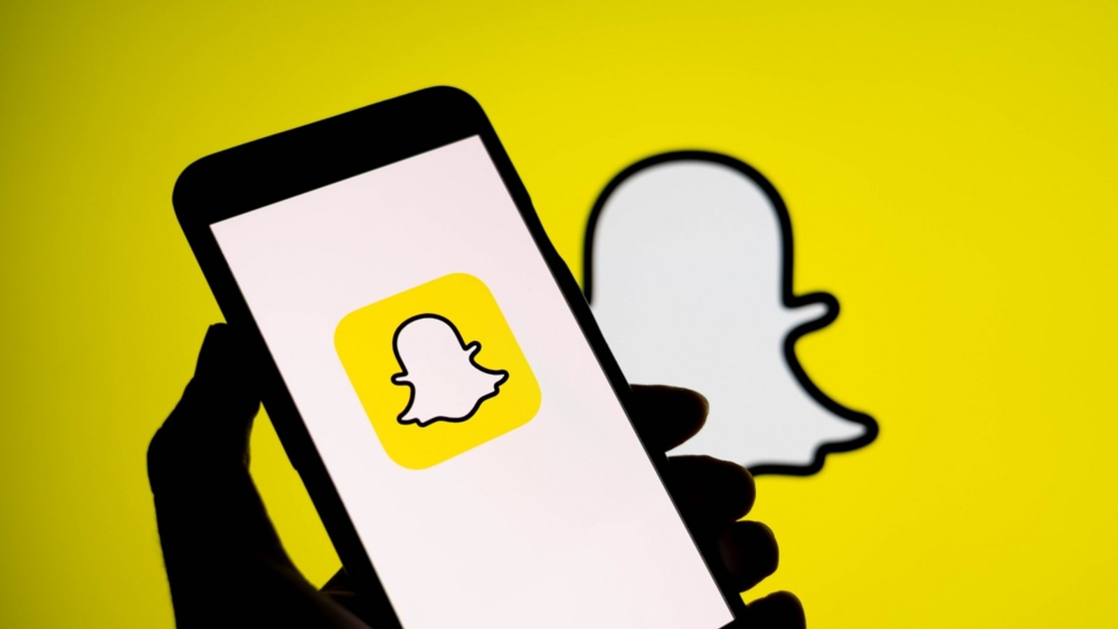 Bald soll es Werbeanzeigen im Chat-Bereich geben.Foto: Meir Chaimowitz / shutterstock.com Bald soll es Werbeanzeigen im Chat-Bereich geben.Foto: Meir Chaimowitz / shutterstock.com