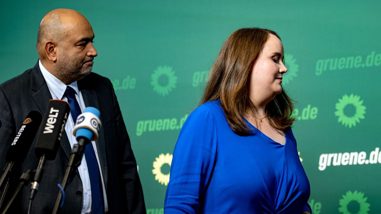 Sie treten als Grünen-Chefs zurück: Omid Nouripour und Ricarda lang.Foto: dpa/Fabian Sommer