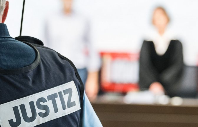 Die Staatsanwaltschaft Mannheim hat ein Ehepaar aus Sandhausen wegen Mordes angeklagt (Symbolbild).<span class='image-autor'>Foto: dpa/Sebastian Gollnow</span>