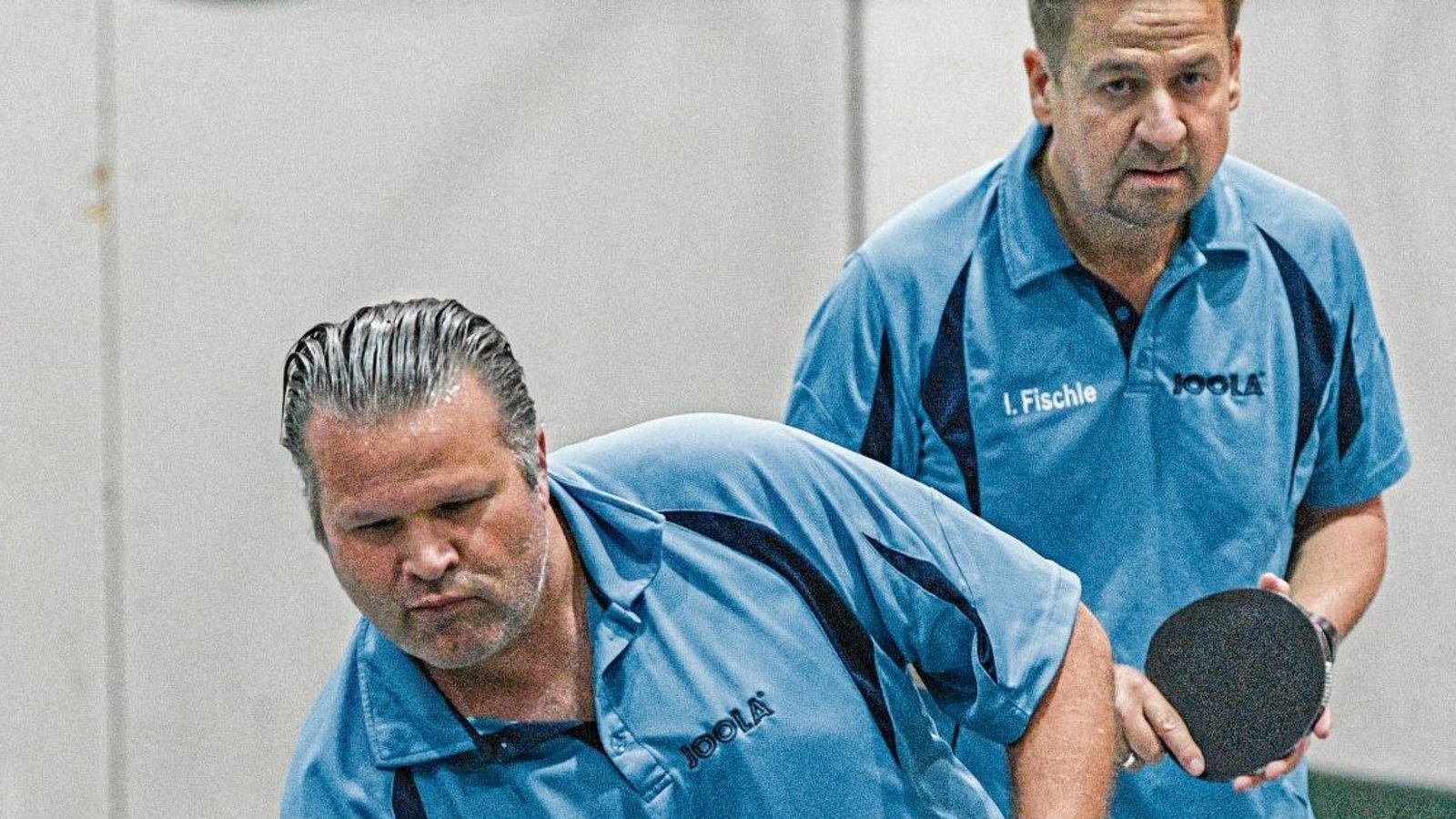 Harry Weinschenk und Ingo Fischle (von links) haben den ersten Sieg des TSV Kleinglattbach II nach der Rückkehr in die Tischtennis-Bezirksklasse im Entscheidungsdoppel gegen den TSV Asperg III perfekt gemacht. Foto: Leitner Harry Weinschenk und Ingo Fischle (von links) haben den ersten Sieg des TSV Kleinglattbach II nach der Rückkehr in die Tischtennis-Bezirksklasse im Entscheidungsdoppel gegen den TSV Asperg III perfekt gemacht. Foto: Leitner