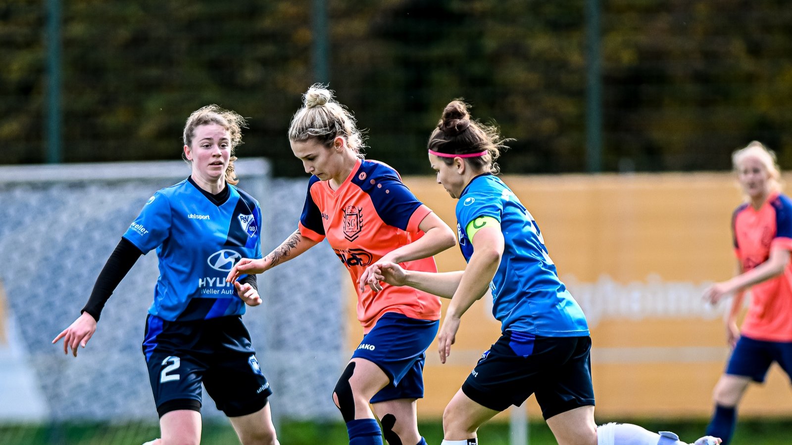 Amelie Schmid (Mitte) möchte mit der SGM in der Bezirksliga angreifen. Foto: Krause Amelie Schmid (Mitte) möchte mit der SGM in der Bezirksliga angreifen. Foto: Krause