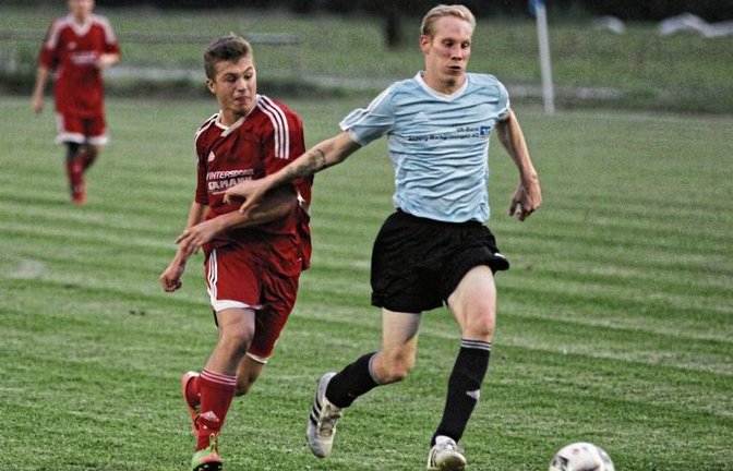 Hoffnungsträger beim TSV Großglattbach: Marvin Prohaska (links), der gerade erst aus der A-Jugend kam, hat bisher in beiden Pflichtspielen für seine Mannschaft getroffen. Foto: Nachreiner