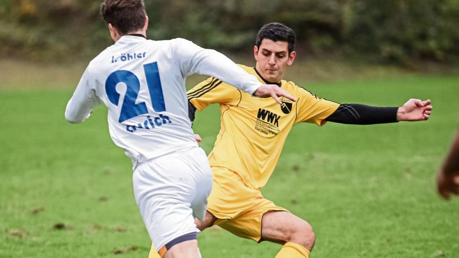 Sinan Yilmaz ist Lenker, Denker und emotionaler Leader des SV Riet im defensiven Mittelfeld. Foto: Archiv/Simecek Sinan Yilmaz ist Lenker, Denker und emotionaler Leader des SV Riet im defensiven Mittelfeld. Foto: Archiv/Simecek