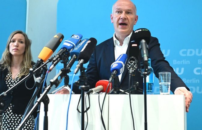 Berlins Regierender Bürgermeister Kai Wegner (CDU) spricht bei einem Pressetermin der CDU-Berlin, bei dem er bekannt gibt, nicht mehr als CDU-Spitzenkandidat für die Abgeordnetenhauswahl im September antreten wird.<span class='image-autor'>Fabian Sommer/dpa</span>