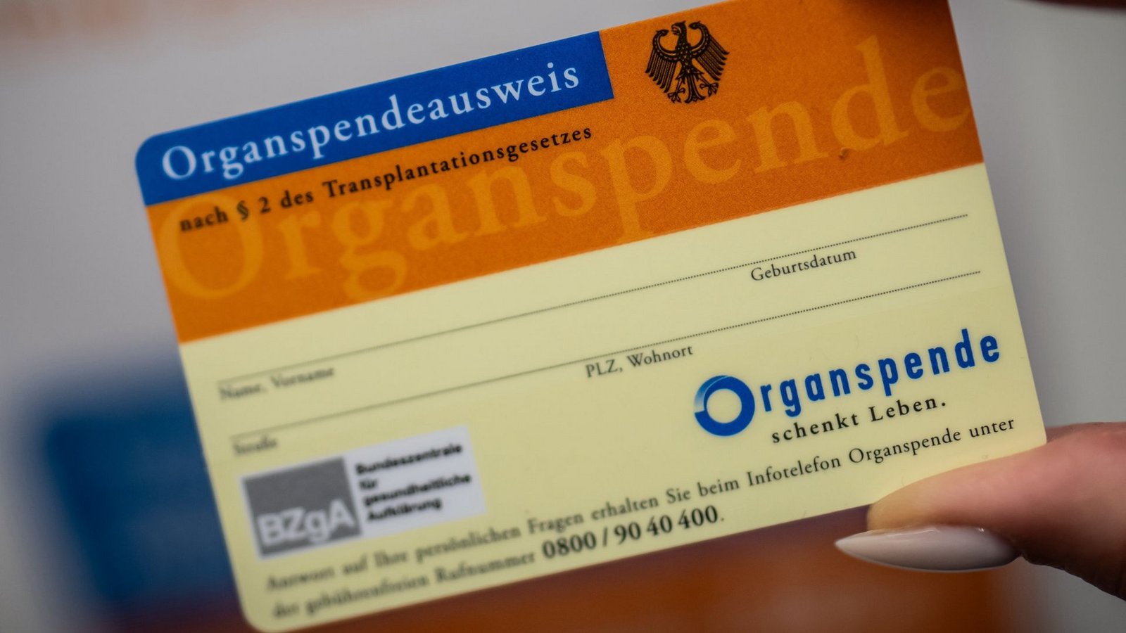 Mehrere Bundesländer setzen sich für ein Widerspruchsrecht bei der Organspende in Deutschland ein. (Symbolbild)Foto: dpa/Michael Kappeler Mehrere Bundesländer setzen sich für ein Widerspruchsrecht bei der Organspende in Deutschland ein. (Symbolbild)Foto: dpa/Michael Kappeler
