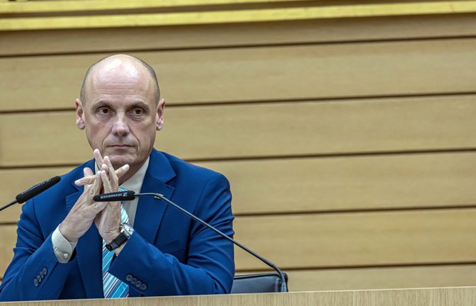 Daniel Born hat ein Hakenkreuz gemalt.<span class='image-autor'>Foto: IMAGO/Arnulf Hettrich</span>