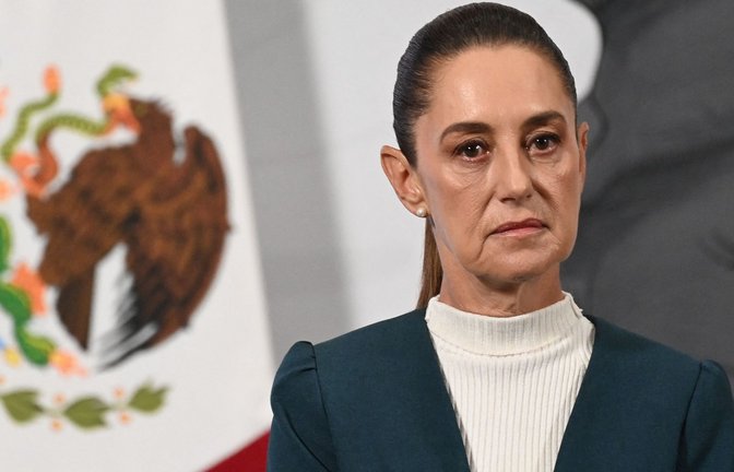 In Mexiko ist ein Mann wegen der mutmaßlichen sexuellen Belästigung der mexikanischen Präsidentin Claudia Sheinbaum festgenommen worden (Archivfoto).<span class='image-autor'>Foto: AFP/YURI CORTEZ</span>