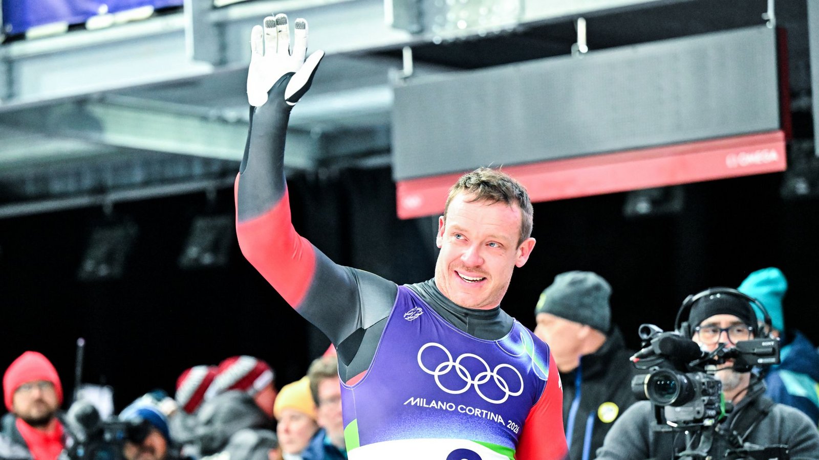 Noch kein Abschiedsgruß: Felix Loch nach Platz sechs in Cortina d’AmpezzoFoto: Robert Michael/dpa Noch kein Abschiedsgruß: Felix Loch nach Platz sechs in Cortina d’AmpezzoFoto: Robert Michael/dpa