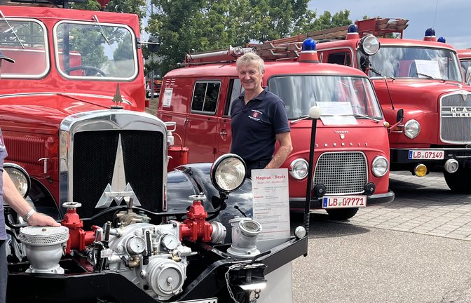 Ein Menge Fahrzeuge gibt es bei der historischen Meile bei der Jubiläumsfeier der Feuerwehr in Sersheim zu sehen.  <span class='image-autor'>Fotos: Glemser</span>