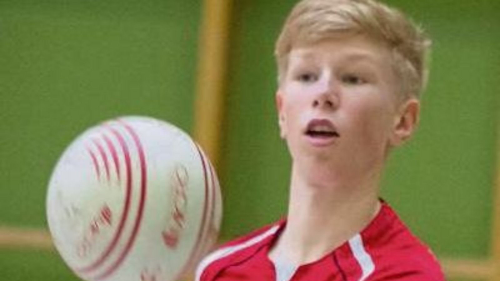 Nils Kersch greift mit den U-14-Faustballern des TV Vaihingen in Hohenlockstedt nach der nationalen Krone. Foto: Archiv/privat Nils Kersch greift mit den U-14-Faustballern des TV Vaihingen in Hohenlockstedt nach der nationalen Krone. Foto: Archiv/privat
