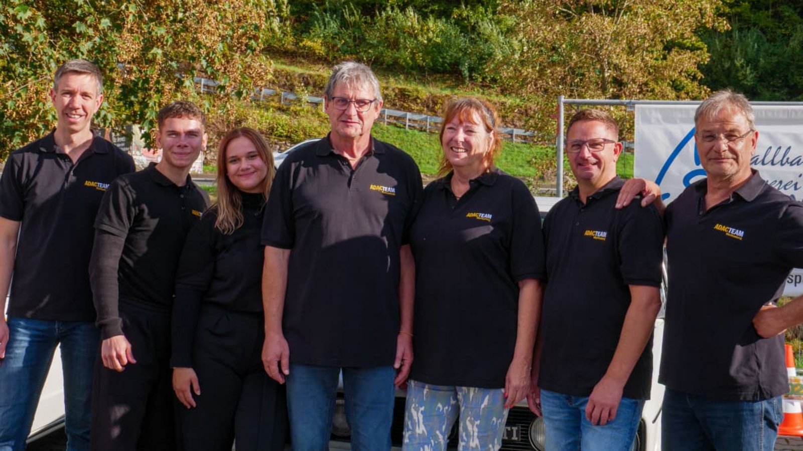 Das siegreiche Team des AMC Mittlerer Neckar, von links: Marcel Drewes, Marcel Schaal, Jule Filipowski, Klaus Oswald, Jutta Karls, Ralph Wucherer, Rolf Oswald.Christian Oswald