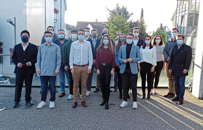 Gruppenbild mit Maske: das Vorstandsteam der Jungen Union im Kreis Ludwigsburg.  Foto: p