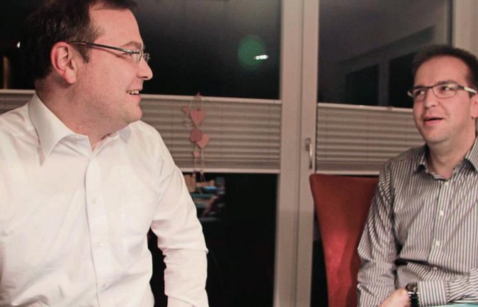 Holger Veit (links) und Markus Veit diskutieren über die Herausforderungen und Chancen der Ämterbesetzung in der Vereinsführung. Foto: Gergen