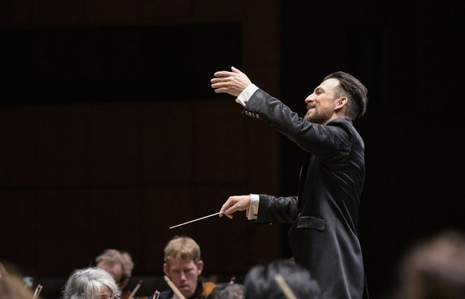 Cornelius Meister verabschiedet sich.<span class='image-autor'>Foto: Sebastian Mare</span>